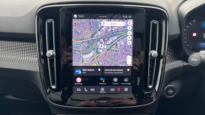 Volvo XC40 2.0 B4P Ultimate Dark 5dr Auto Petrol Estate